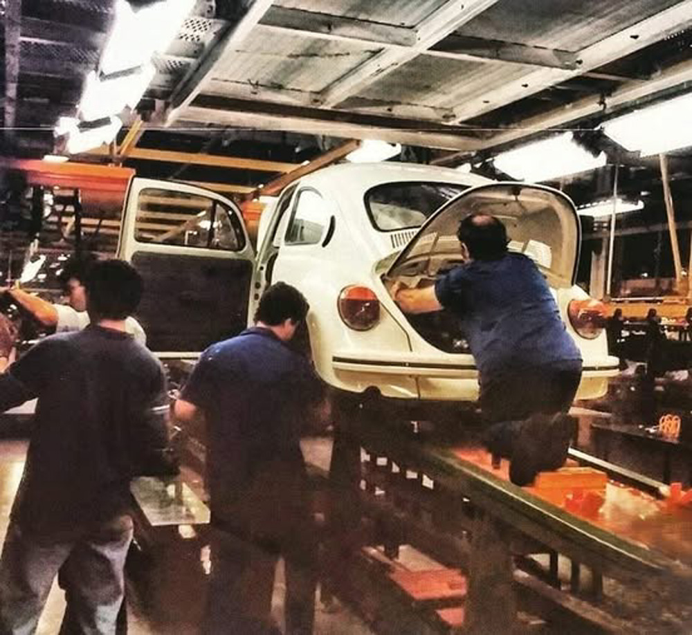 Final assembly line for the Itamar Fusca at the Anchieta factory of Volkswagen do Brasil