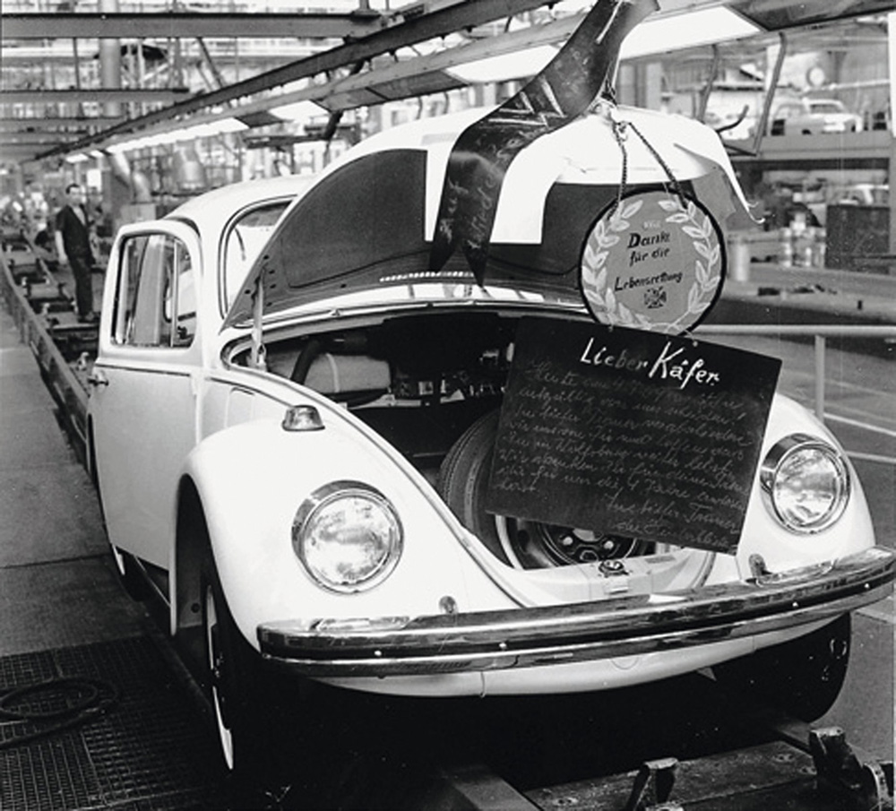 The last Beetle that was made by the Audi factory in Ingolstadt, Germany. The round sign says "Thank you for saving our life". 